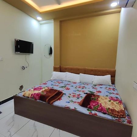 Hotel Chhavi Ujjain Eksteriør billede